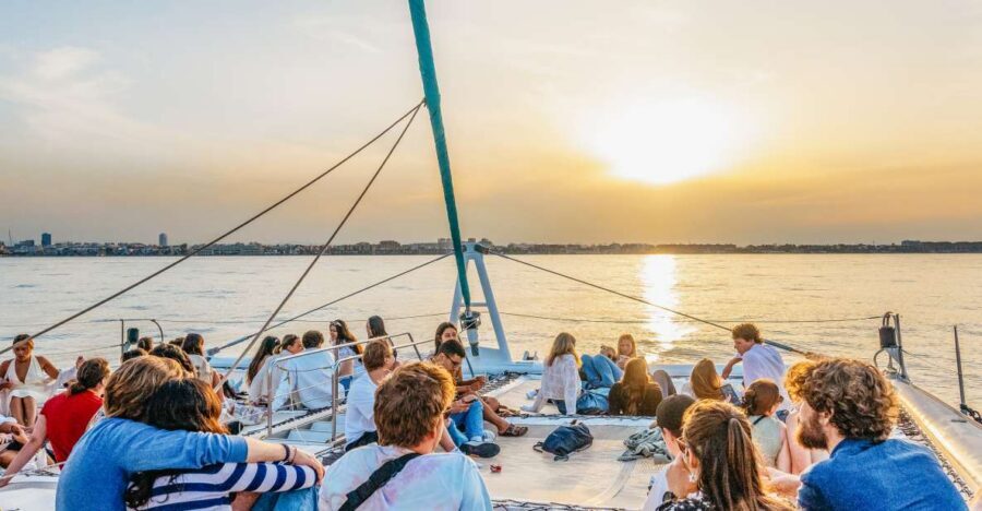Valencia: Catamaran Cruise with Sunset Option - Why Valencia Looks Better From a Catamaran