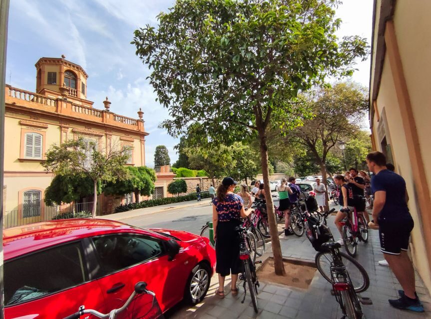 Valencia: City Highlights Guided Bike Tour - Túria Gardens Time: Where the Bike Feels Like a Break