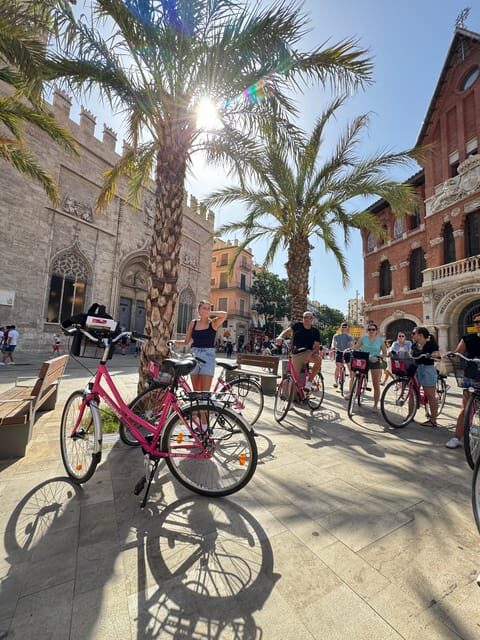 Valencia: City Highlights Guided Bike Tour - City of Arts and Sciences and Calatrava’s Buildings: Modern Valencia by Bike