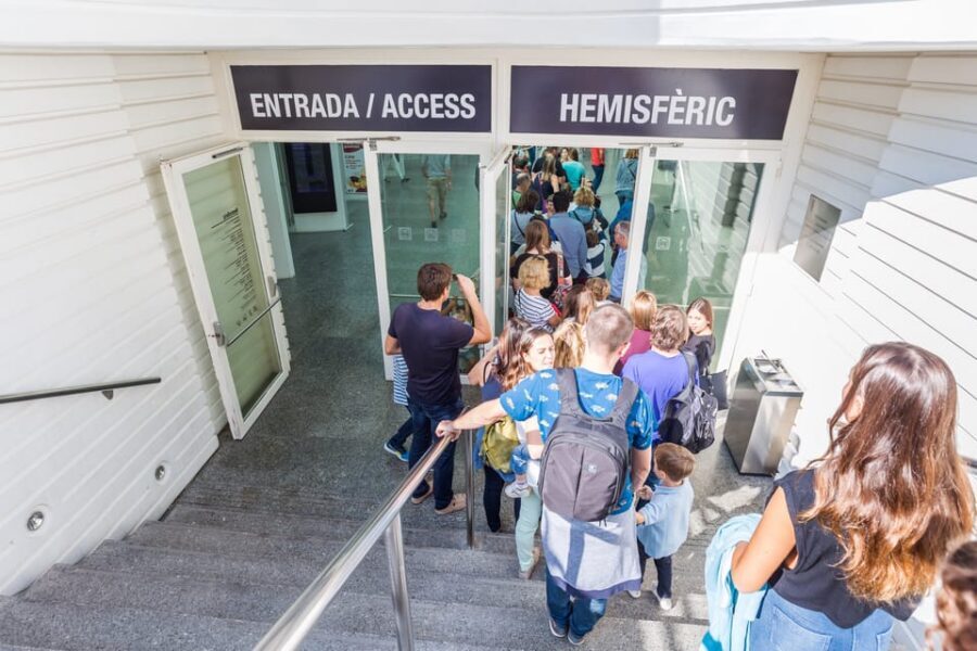 Valencia: City of Arts and Science 3D Movie at Hemisfèric - Key points to know before you go