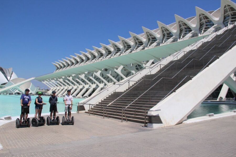 Valencia: City of Arts and Sciences Segway Tour - Museu de les Ciències Príncipe Felipe: The Whale-Skeleton Moment