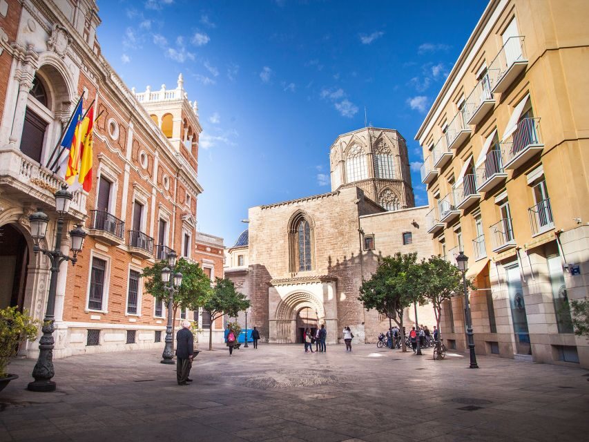 Valencia: Essentials and World Heritages Sites Walking Tour - The UNESCO trio: what Valencia is really protecting