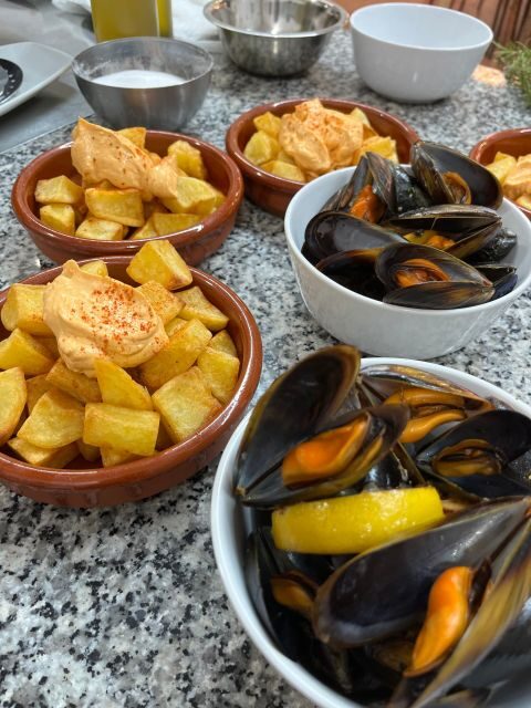 Valencia: Evening Guided Paella Workshop, Tapas, and Drinks - Price and Logistics: The Practical Stuff That Changes Your Evening