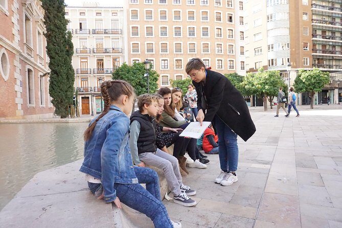 Valencia Family Tour Guided tour in Italian - Stop 3: Mercat Central de València, learning the market mindset