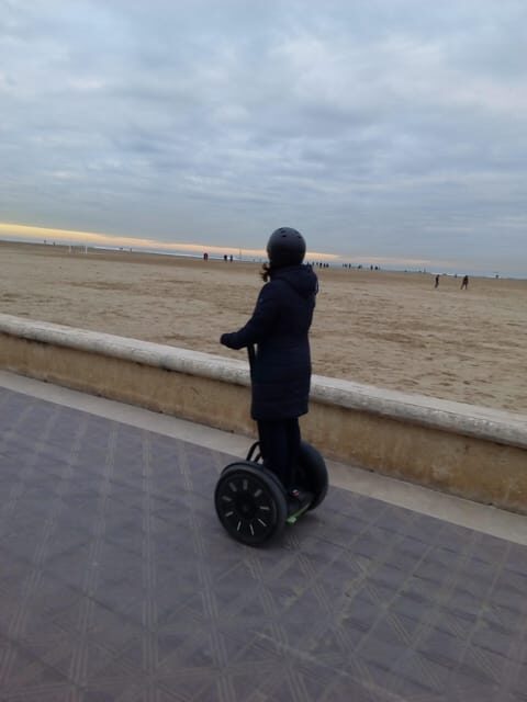 Valencia: Fantastic Segway Tour from the Center to the Beach - Photo stop at Tinglado 2: switching from monuments to the port mood