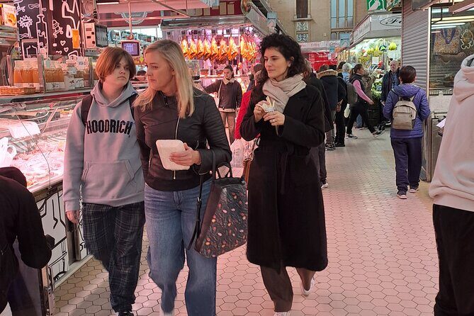 Valencia Food Tour: Tapas, Drinks and Delights with a Local - Plaza Redonda Pintxos and Beer: Small Square, Big Flavor Focus