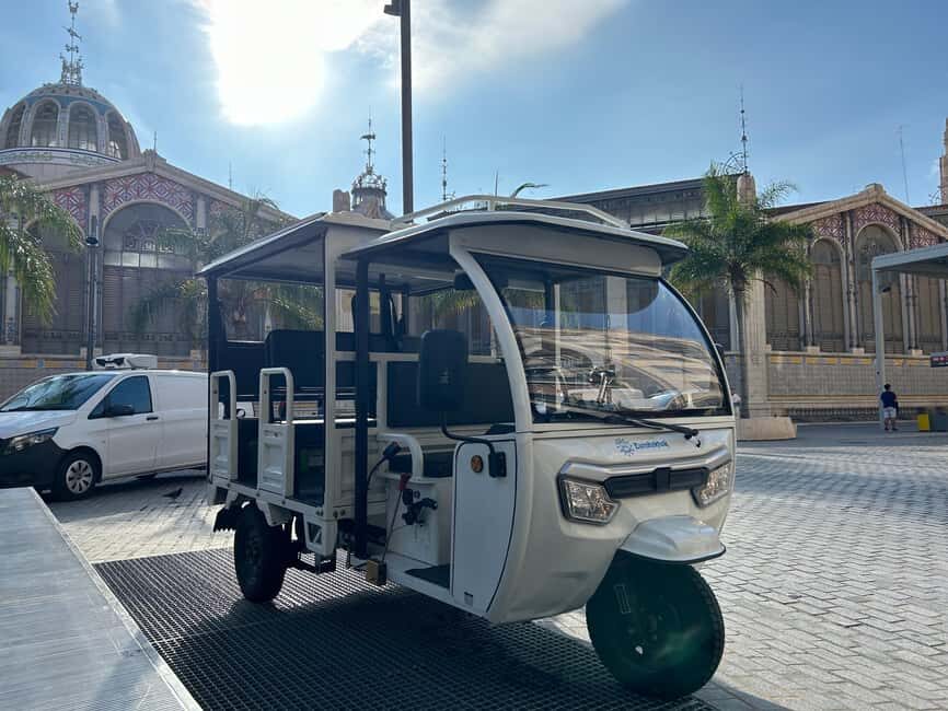 Valencia: Full Tuk Tuk Tour 2H - Beaches and the Cabanyal quarter: color, fishing life, and sea air