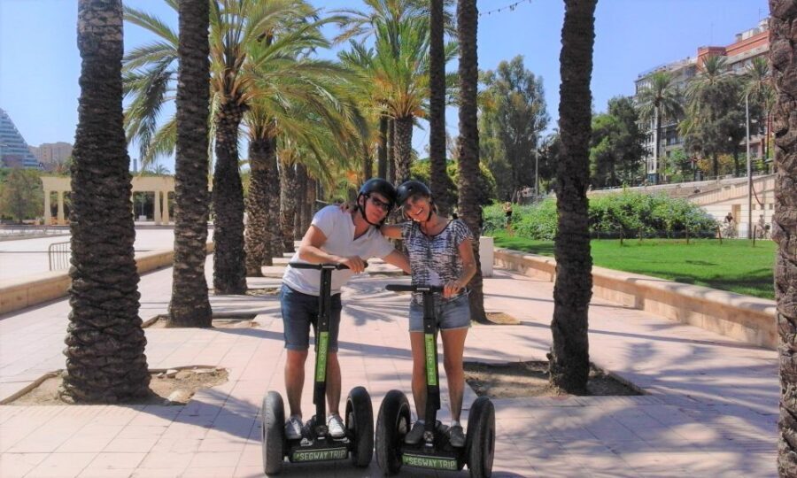 Valencia: Gardens and recreation Segway Tour - Head to the Gardens of Turia: trading speed for calm