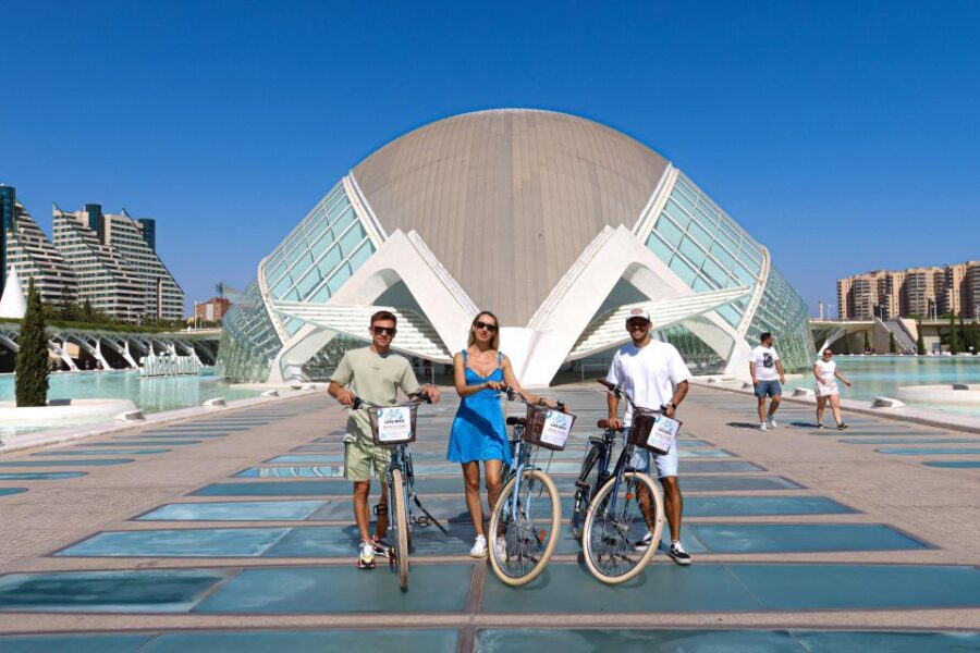 Valencia Guided Bike Tour in small group or Private - Key things you’ll enjoy