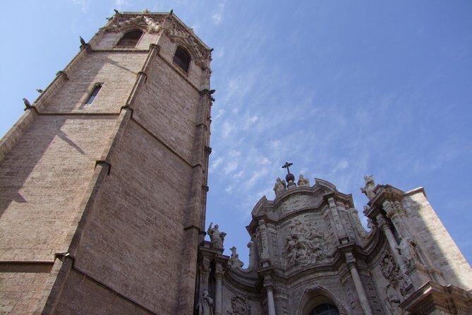 Valencia Guided City Tour - Meeting at Torres de Serranos: start where the old city begins