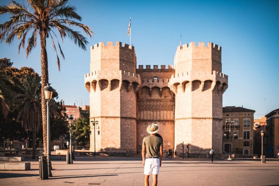 Valencia Highlights Half-Day Private Tour with Local Tasting - Start at Torres de Serranos: your medieval-to-modern launch