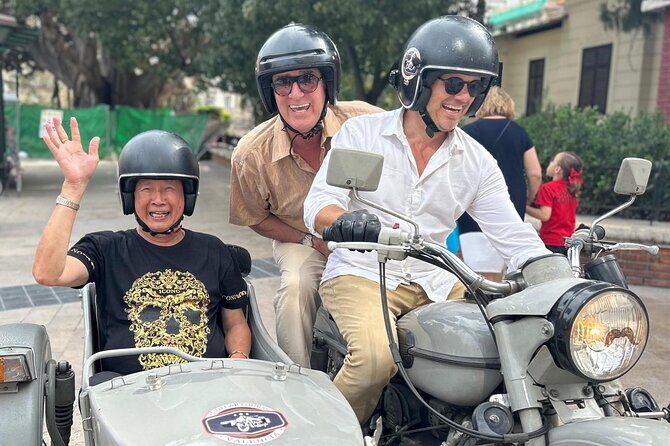 Valencia Highlights on a Vintage Sidecar with local driver - Your route: Cathedral old town to the coast