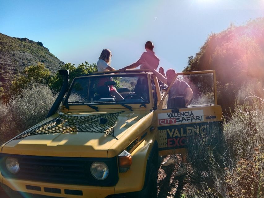 Valencia: Jeep Safari Mountain Adventure - Off-road driving basics in manual Jeeps: what you should expect
