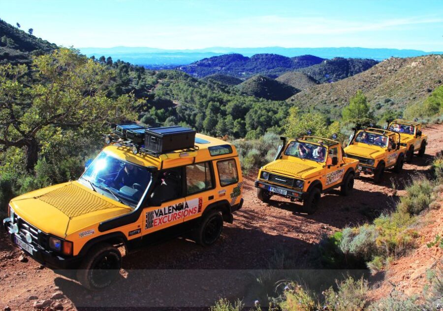 Valencia: Jeep Safari Mountain Adventure - Music, photos, and why the ride feels like a story