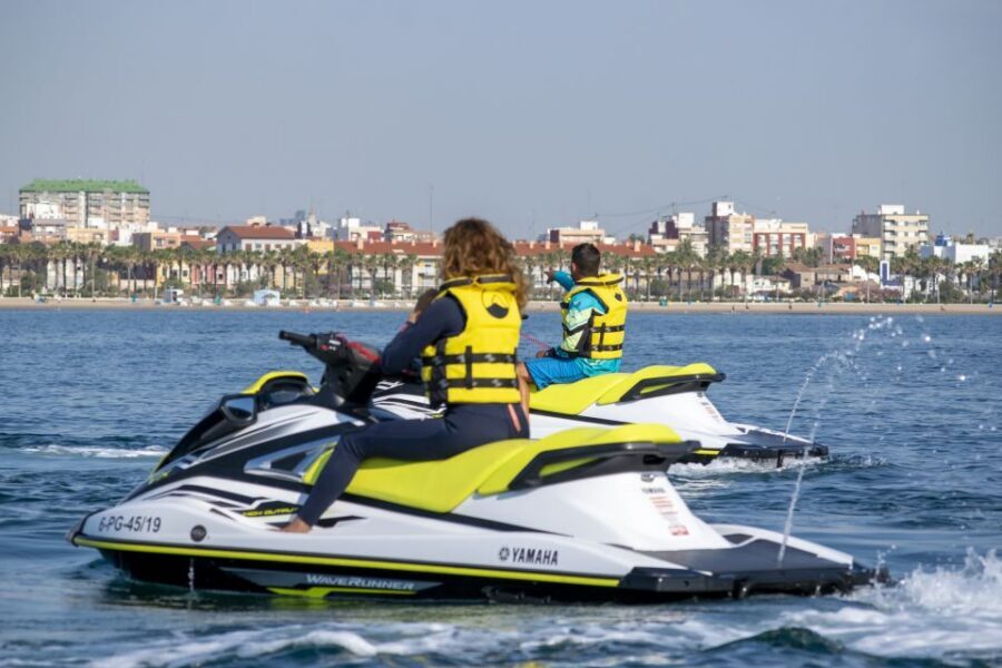 Valencia: Jet Ski Tour with Paddle Surf - The prep: wetsuit, lifejacket, and a real safety briefing