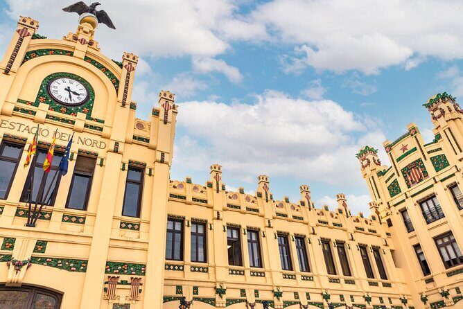 Valencia Monumental Scavenger Hunt - Price and pacing: the value of a $10.63 self-guided hunt