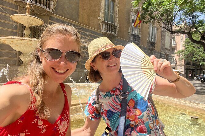 Valencia Monumental Scavenger Hunt - Palacio del Marques de Dos Aguas: the monument that turns answers into real context