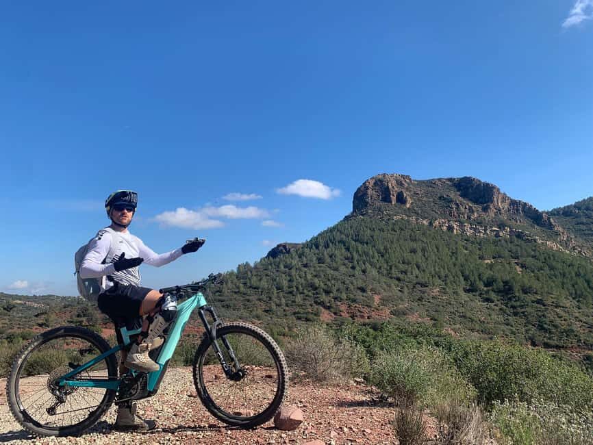 Valencia: Mountain E-Bike Tour + Transfers + Drone Footage - Refreshments and the Drone Moment: More Than Just Moving Forward