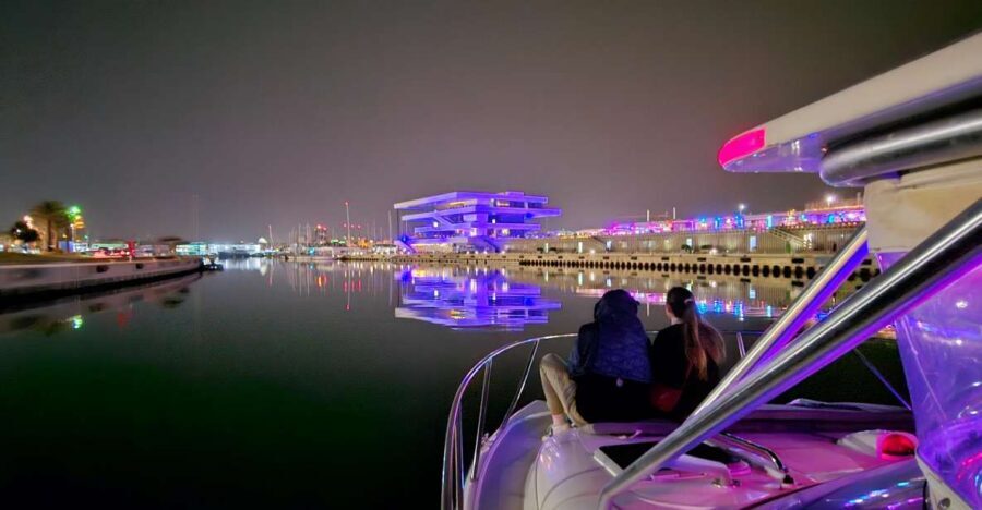 Valencia: Night Cruise with Free Drink - Valencia After Dark: What You Actually Get from This 1-Hour Cruise