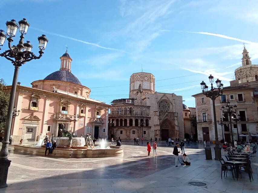 Valencia Old Town Guided Tour - L’Almoina archaeological center: birthplace of the city (tickets not included)