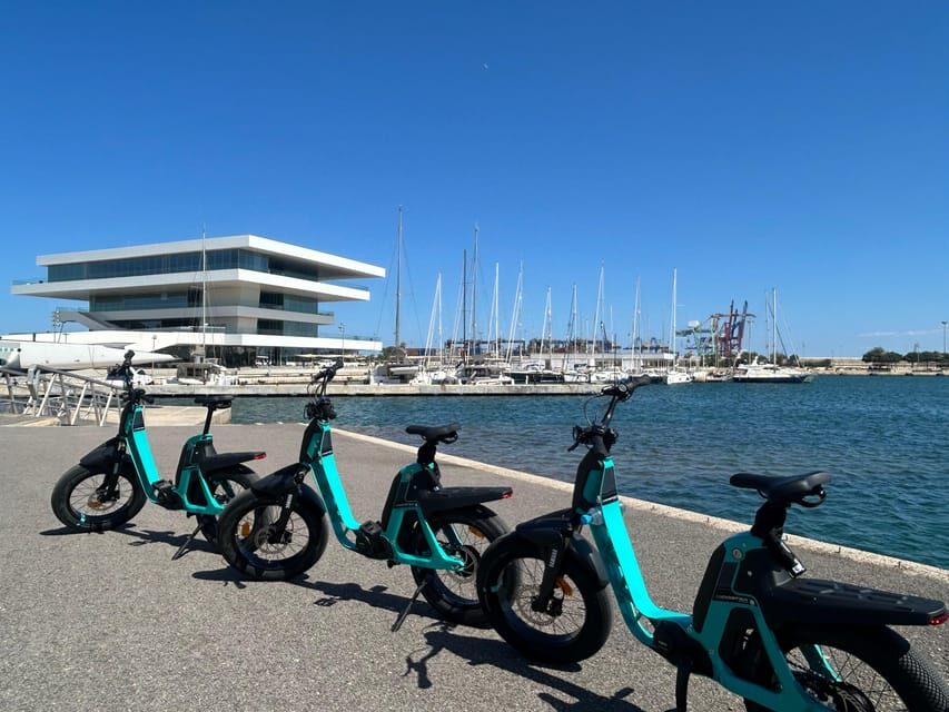 Valencia: Old Town to Modern Marvels "Premium EBike Yamaha" - Plaza Redonda to La Lonja de la Seda: UNESCO on a bike route