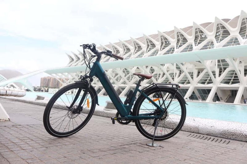 Valencia: Old Town to Modern Marvels "Premium EBike Yamaha" - City of Arts and Sciences: Calatrava’s sci-fi stop (without the hassle)