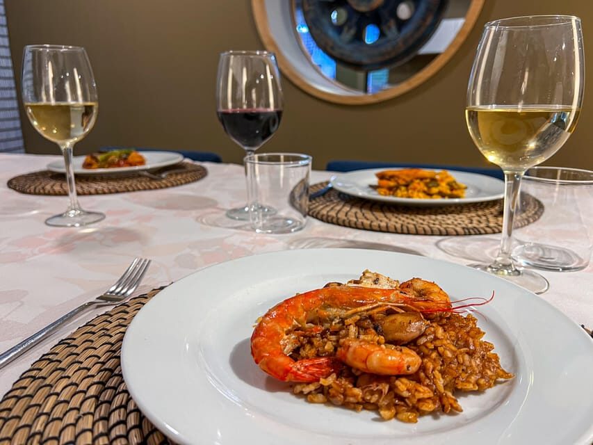 Valencia: Paella Cooking Class with Central Market Tour - Tips to make your paella class day go smoothly
