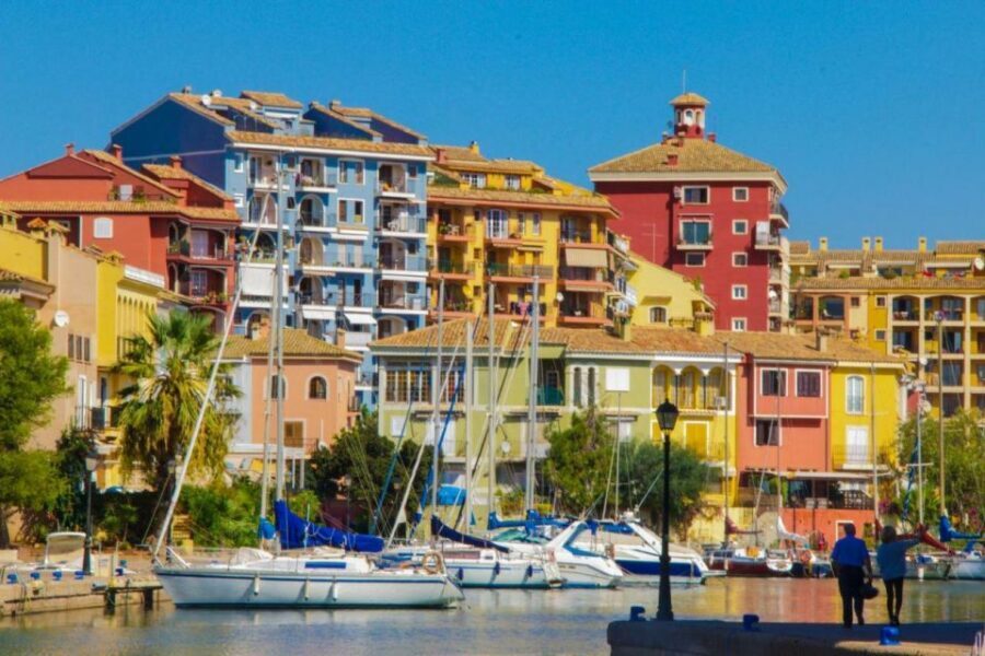 Valencia: Port Saplaya Boat Tour with Free Drink & Swimming - Stop at Malvarrosa: what you’re seeing from the boat