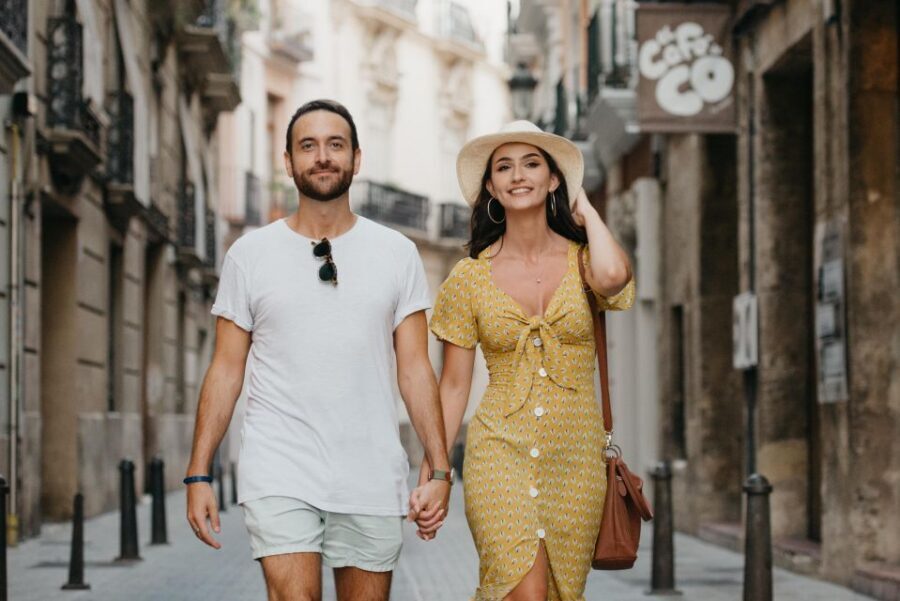 Valencia: Private photo tour at the Ciutat Vella - Who This Tour Suits Best