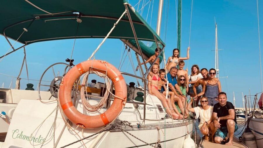 Valencia: Private Sailing Trip with Snacks and Drinks - Why a 3-hour private sail from Valencia Mar feels like a reset