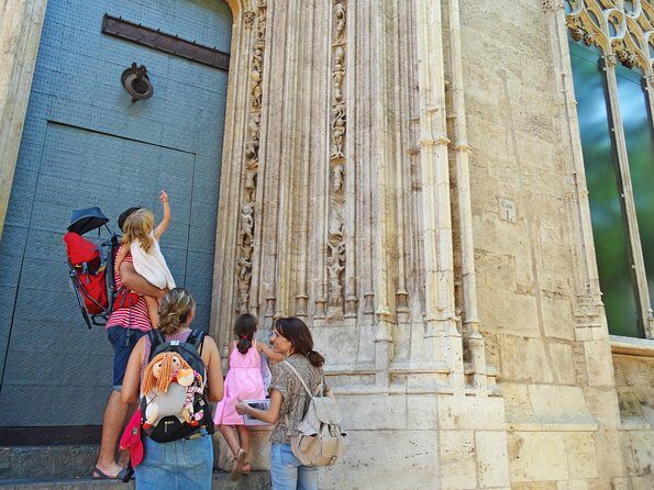 Valencia: Private Tailored Tour - Stop 1: Valencia Cathedral and quick, useful orientation
