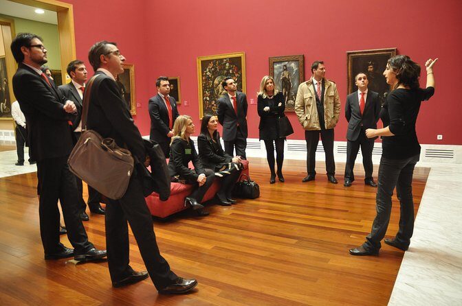 Valencia: Private Tailored Tour - Stop 2: La Lonja de la Seda and Gothic that hits different