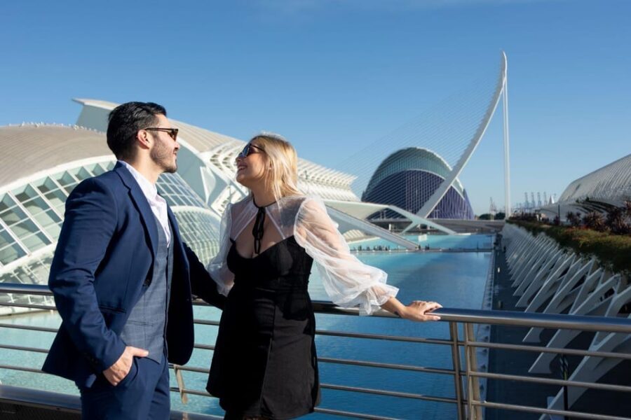 Valencia: Professional photoshoot at City of Arts & Sciences - The Photos: Natural Results and Pro Editing in Less Than 48 Hours