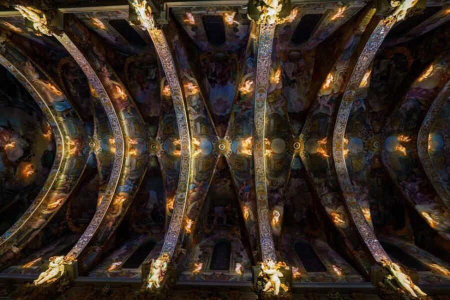 Valencia: San Nicolas Church Entry Ticket - The architecture you’ll notice once you know what to look for