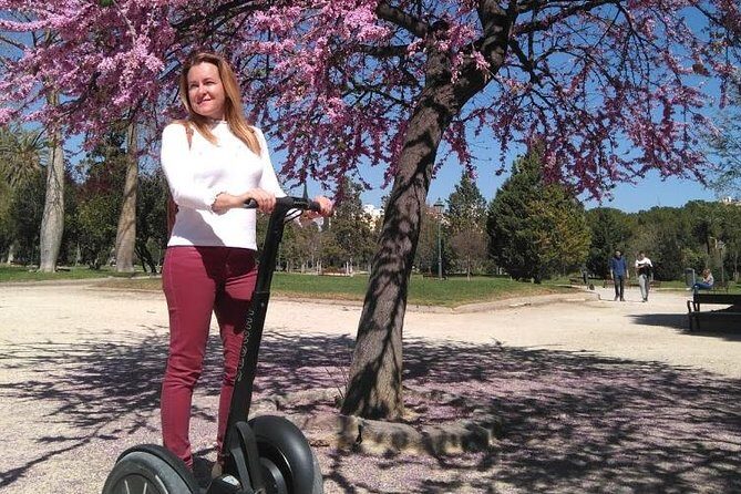 Valencia Segway Tour Through Gardens & Nature - Meeting point in Ciutat Vella: a smooth start near transit