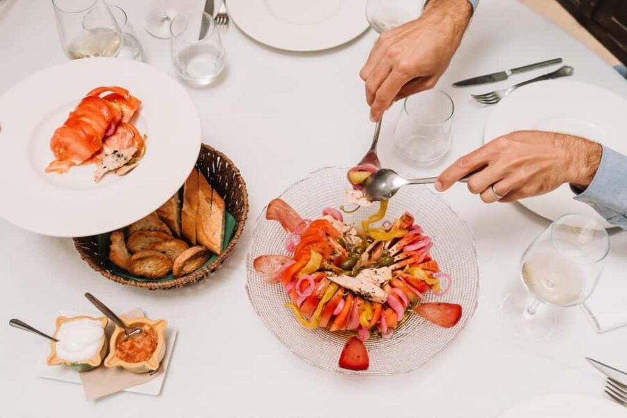 Valencia: Tapas and Drinks Evening Tour - Key highlights worth showing up for