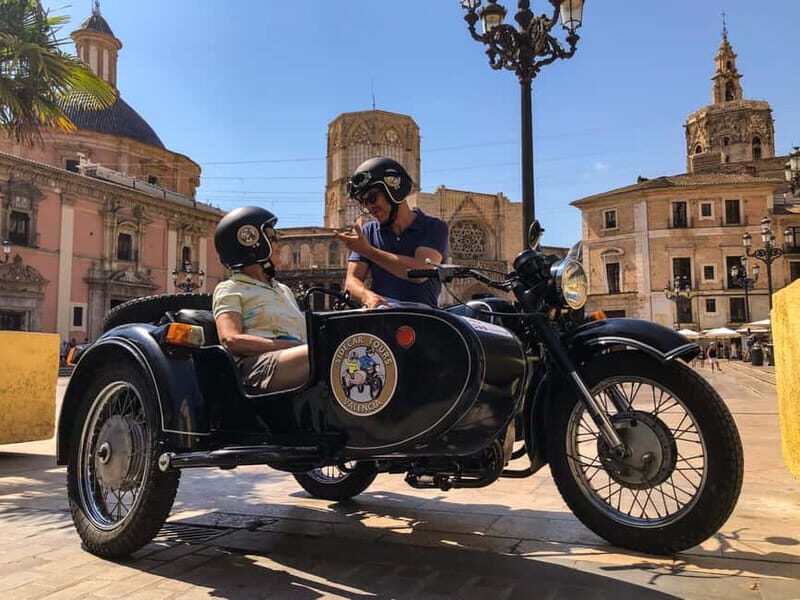Valencia: The Highlights Tour in Vintage Sidecar - Old city punch list: Catedral, plazas, and market life