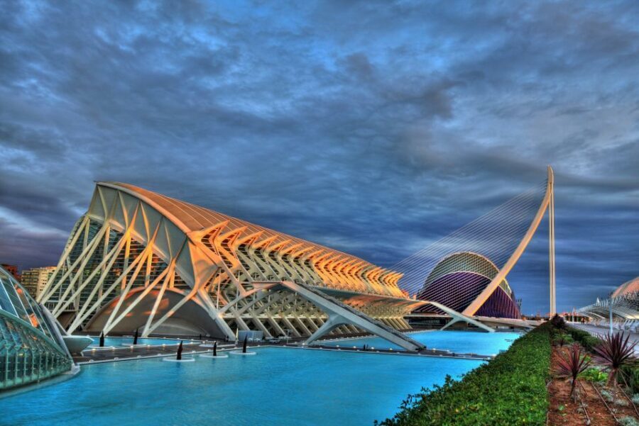 Valencia Tourist City Card - 7 Days - Shops, Restaurants, and Food Stops: Up to 15% Off Without Changing Your Plans