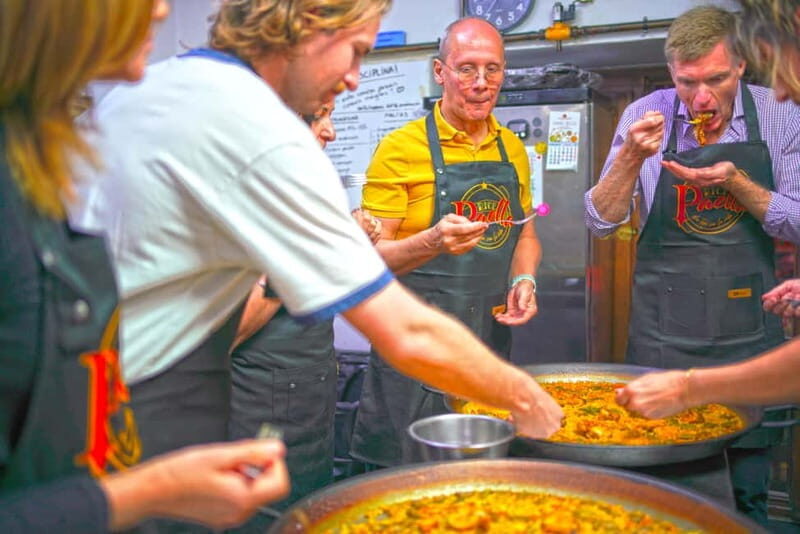 Valencia: Traditional Paella Cooking Class and Dinner - The 2-Hour Flow: Cooking, Eating, and Drinking Without Feeling Rushed