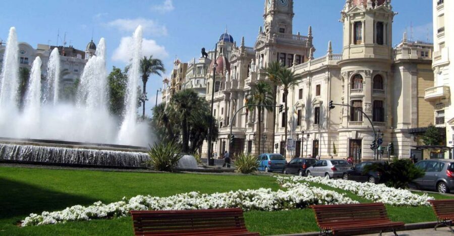 Valencia: Walking Tour of the Medieval City Center - Starting at Calle Náquera: How to Set Yourself Up for a Good Walk