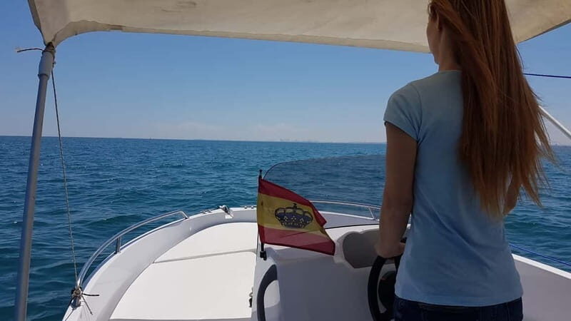 Valencia:Alquiler barco sin licencia PoblaFarnals+Beach Club - Pobla Marina in La Pobla de Farnals: where the day starts