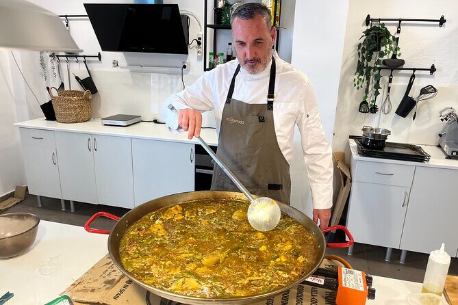 Valencian Paella class with welcome drinks and tapas - Academia Valencia Gourmet kitchen: why this class feels more real