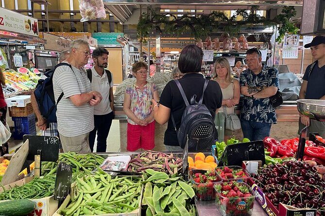 Valencian paella cooking class, tapas and visit to Ruzafa market. - Key things that make this class work