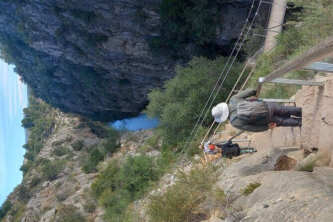 Walking Tour of the Hanging Bridges of Canyon de Turia and Chulilla Village - Puentes Colgantes: crossing two hanging bridges over River Turia