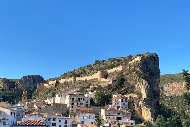 Walking Tour of the Hanging Bridges of Canyon de Turia and Chulilla Village - Warm-up stop in Losa del Obispo (coffee first, always)