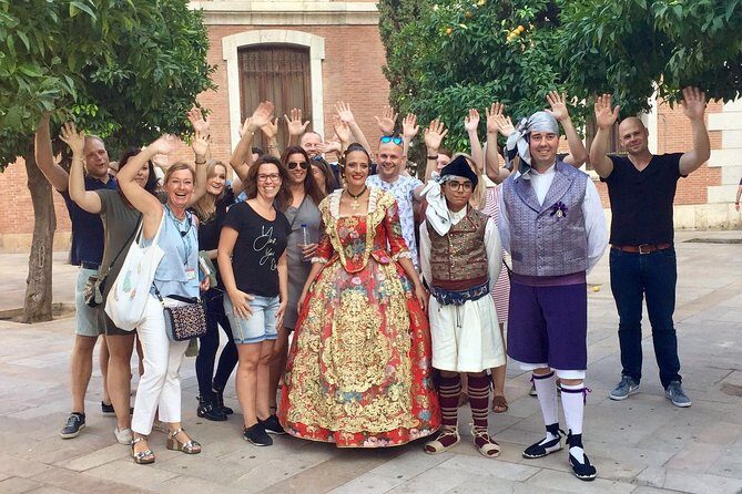 Walking tour through the old town with a Dutch-speaking city guide - La Lonja de la Seda: the silk-halls stop that reframes Valencia