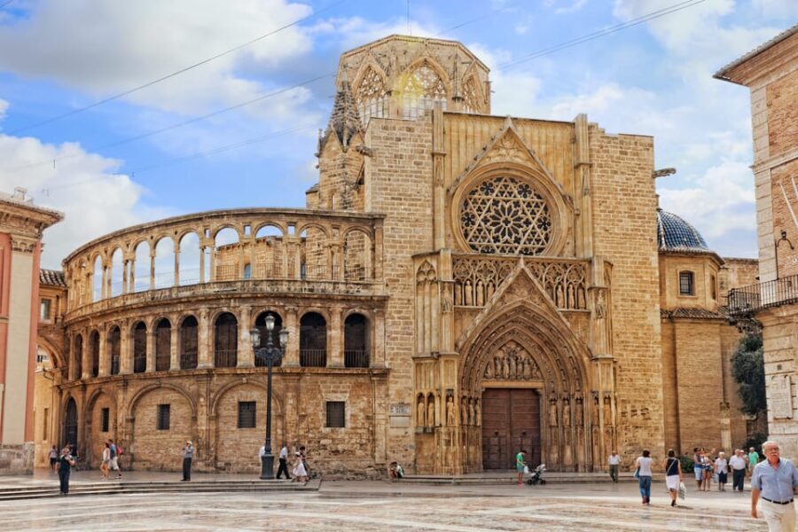 Walking Tour through Valencia's Historic Centre - Who this tour is best for (and who might want a different style)