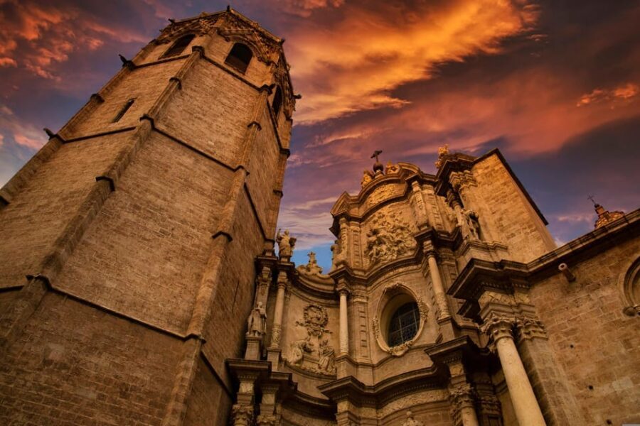 Walking Tour through Valencia's Historic Centre - Should you book this Valencia historic centre walking tour?