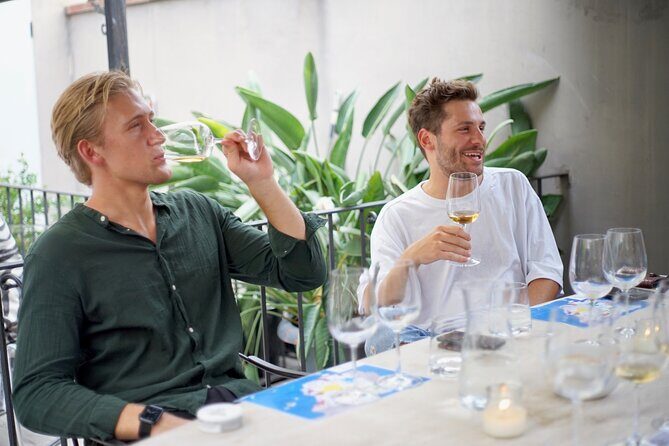 Wine Tasting Experience with a Professional Sommelier in Valencia City Center - Timing, group size, and the terrace reality check